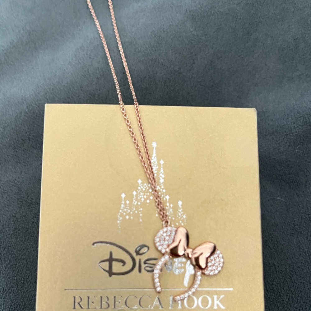 Never worn Minnie necklace